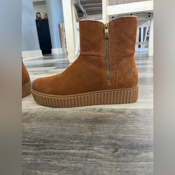 Waterproof Suede Boots - Picture 3 of 4